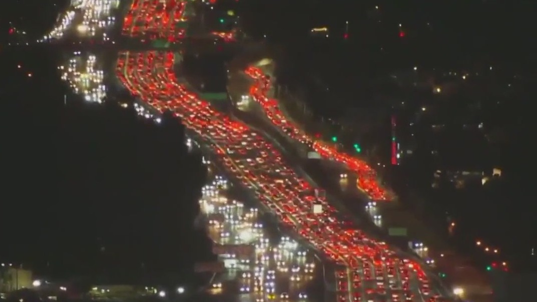 Heavy Thanksgiving traffic in Los Angeles